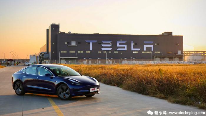 获10万辆42亿美元大单 特斯拉市值超万亿