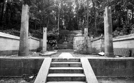 建文帝陵寝的奇闻轶事