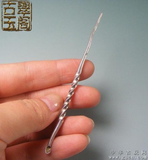 清代-绞丝身耳挖大银簪子