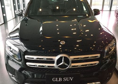 2021款奔驰glb到店,黑色涂装很大方,全系优惠5.88万,快出手!