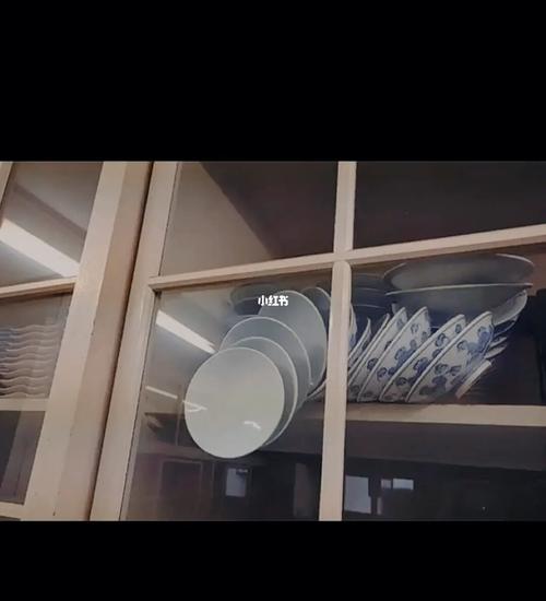 其实碗已经碎了,就差你打开门亲眼目睹. 很多人会假装