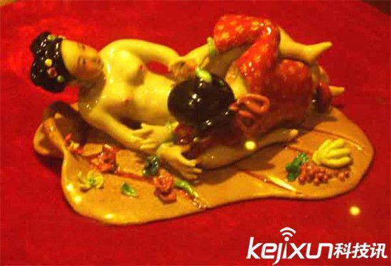 "春宫图"是古代嫁女儿时必不可少的陪嫁品,因此又叫"嫁妆画".