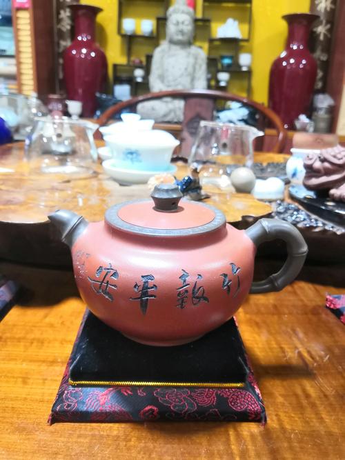 紫砂藏珍(二十):储汉军铭文紫砂壶