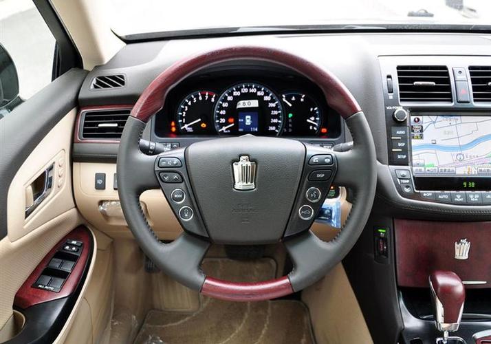 一汽丰田 皇冠 2010款 v8 4.3 royal saloon vip