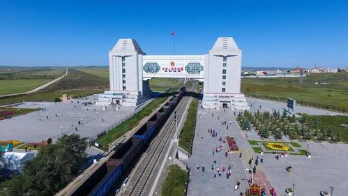 二连浩特国门旅游区