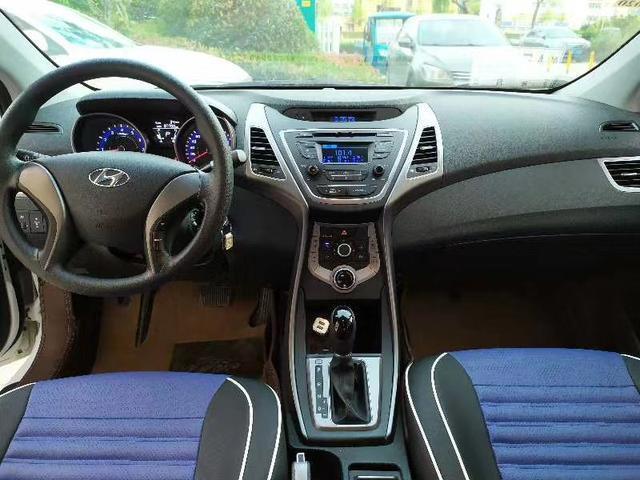 现代朗动怎么样17年的现代朗动值多少钱