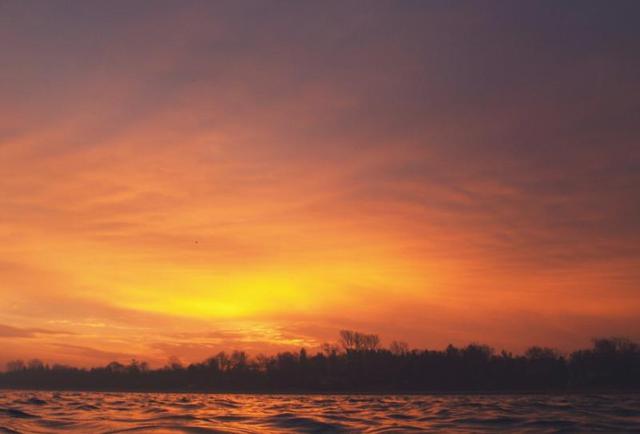 哪片夕阳让你觉得孤单,测你六十岁后过得幸福还是凄凉