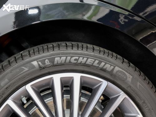 2020款红旗h92.0t 智联旗享版