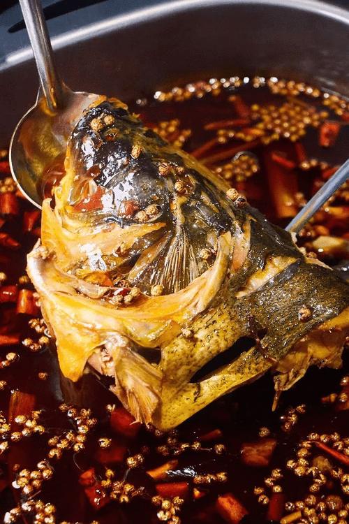 二娃美蛙鱼头自助火锅399元位嗨吃到底50多种菜品水果小吃啤酒饮料