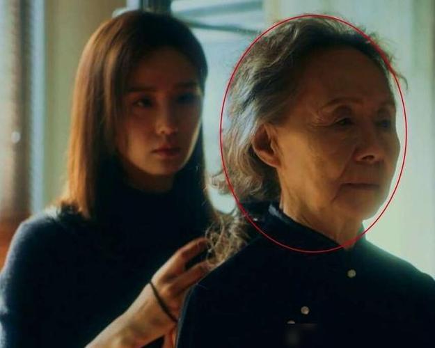 《流金岁月》中"蒋奶奶"火了!真实身份曝光后,怪不得如此优雅