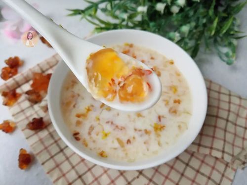 桂花牛奶桃胶滋补养颜又好喝一口奶锅就能做出的美味甜品