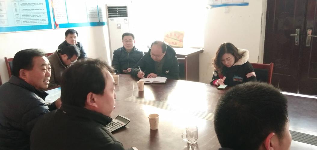 广平县机关事务管理局局长刘章军带队开展走贫日活动