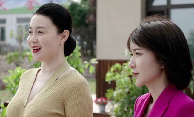 赵本山的"御用媳妇"怀了孕?38岁关婷娜没结婚,肚子却大如箩筐