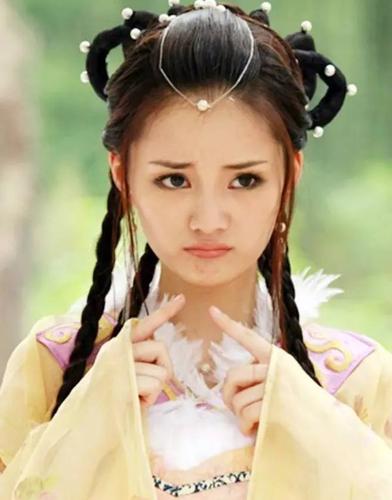 你还记得红苹果乐园的萧晴吗她现在长这样