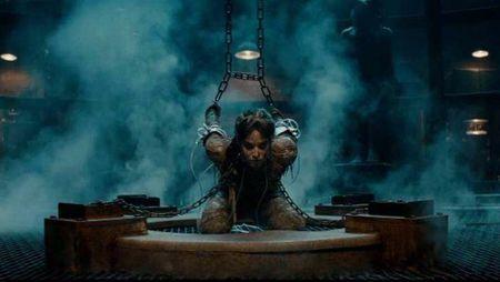 都透着"暗黑"的气氛,不论是影片的整体色调,还是木乃伊公主黑区嘛胡