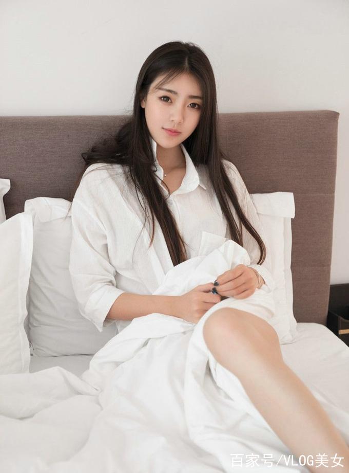 性感美女气质女神可乐vicky泰国白衬衫自拍写真摄影