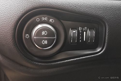 jeep 自由侠 2017款 1.4t 自动 180t高能版前驱