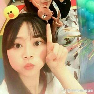 小伶玩具的头像