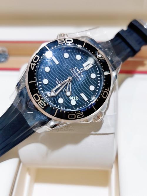 欧米茄_omega怎么样_芳草珠宝名表会馆攻略_欧米茄海马300米_时尚