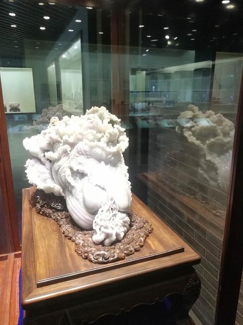 文明播报  5月3日,扬州486非遗集聚区,扬州工艺美术馆等也组织了丰富