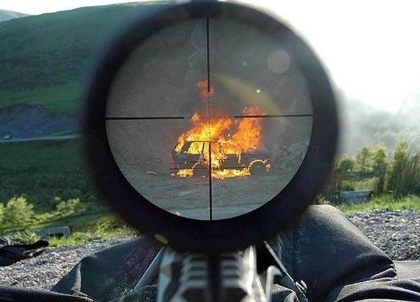 组图:狙击镜中的风景 千米之外取敌首级