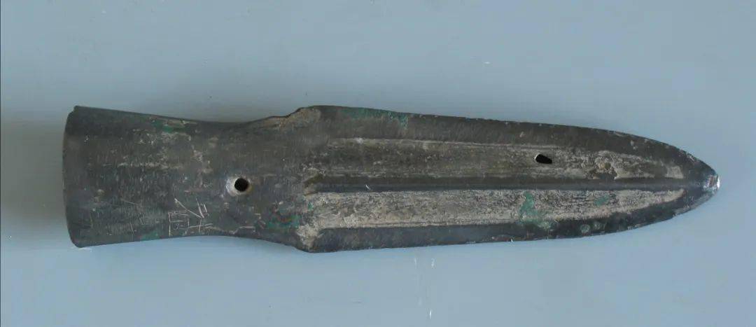 战国"衍"字铭青铜矛