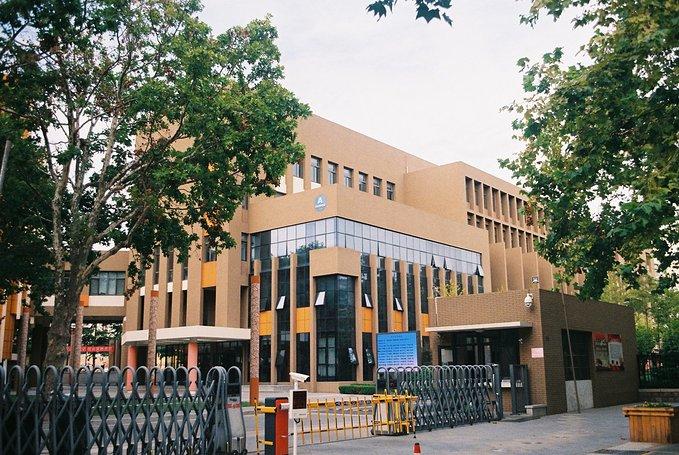 青岛二中分校图片