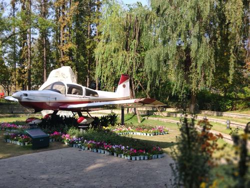 幽静的成飞公园