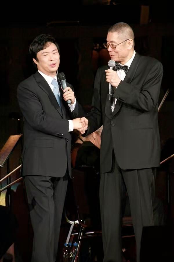 打破赌王纪录!81岁刘诗昆再做父亲,曾与前妻反目致钢琴事业尽毁