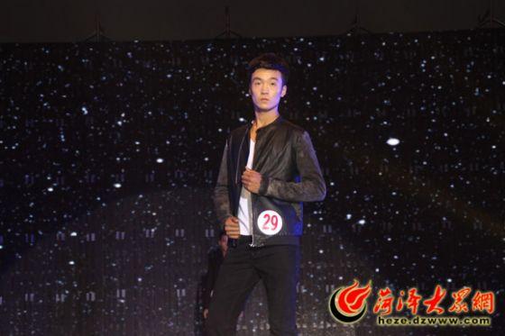 七省职业模特邀请赛总决赛菏泽落幕(图)