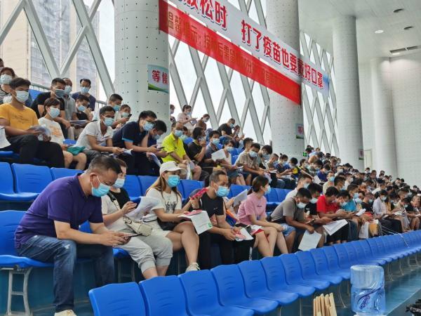 92万剂次!樟木头市民踊跃接种新冠疫苗!