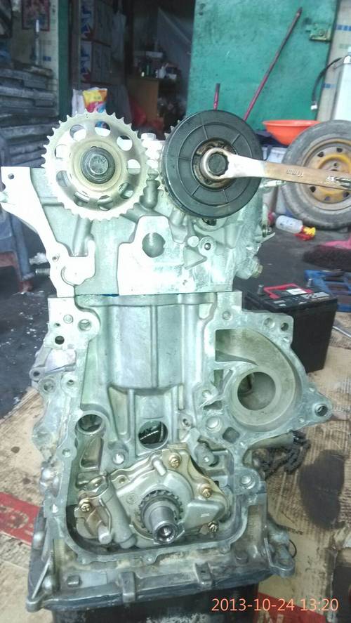 吉利远景的4g15发动机这个正时怎么对?