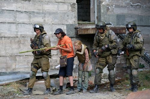 所要表达的爱国情怀,甚至是当时,参与的那些人来说这场战争是有意义的