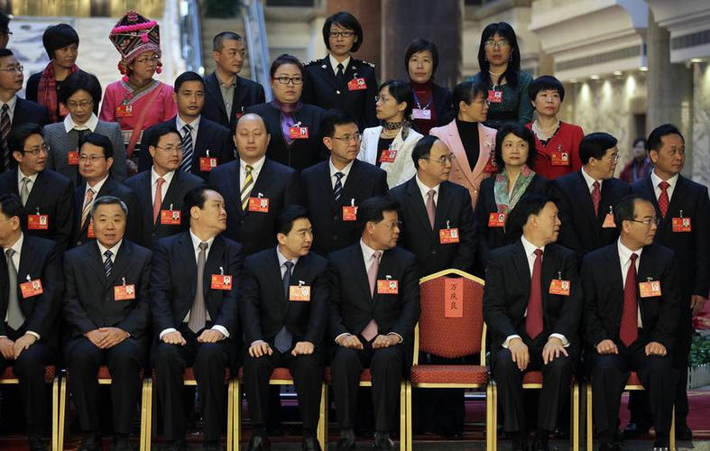 广州市委书记万庆良受贿1.1亿 一审被判无期