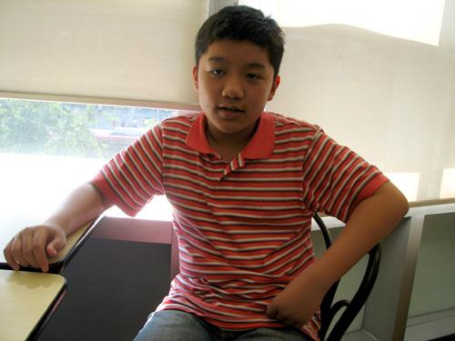 尤浩然长残了,长大后的身高照片 尤浩然的妈妈是谁?图片资料曝光