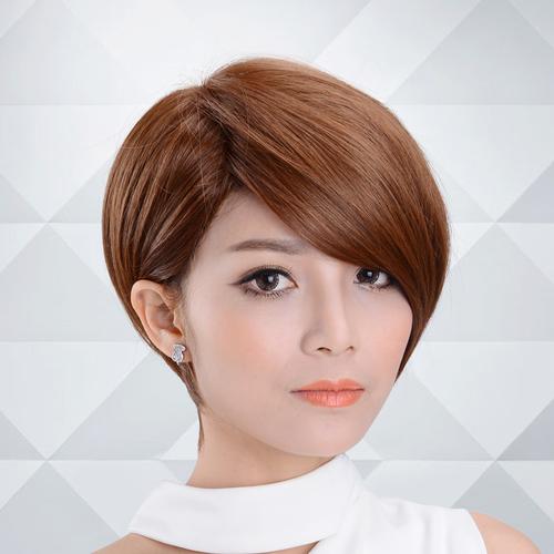 女士沙宣短发发型图片(2)