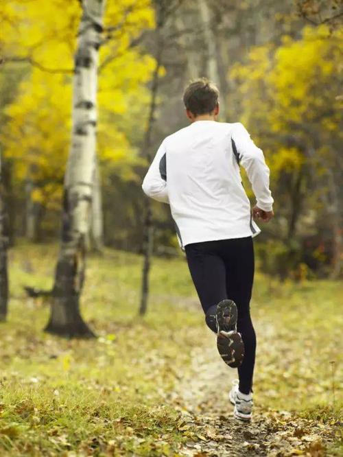 如果你身边有一个爱跑步的男人,请一定珍惜他!