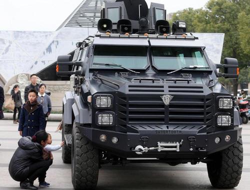 民用车改成装甲车,中东市场韩国车更受欢迎