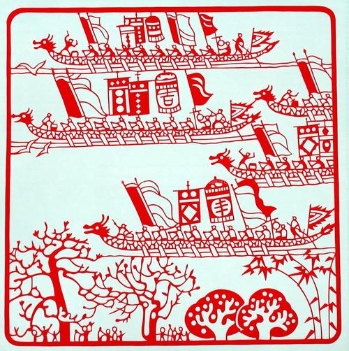 民间习俗:   划龙舟