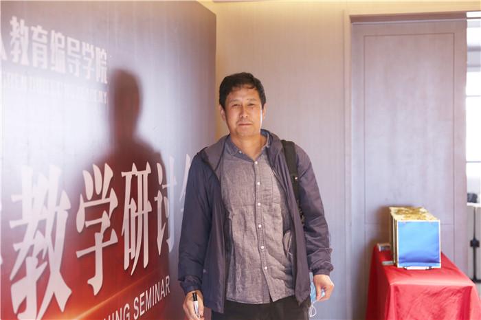 于凤革:北京电影学院继续教育学院教师,北京电影学院摄影学院研究生