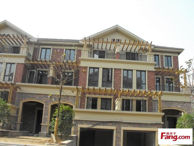 海外海名仕苑别墅实景图(2010-05)