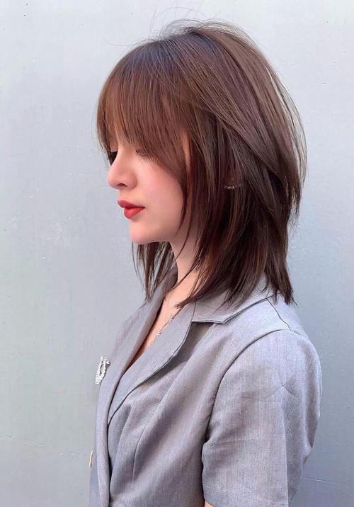 2020年流行的中高层次感发型