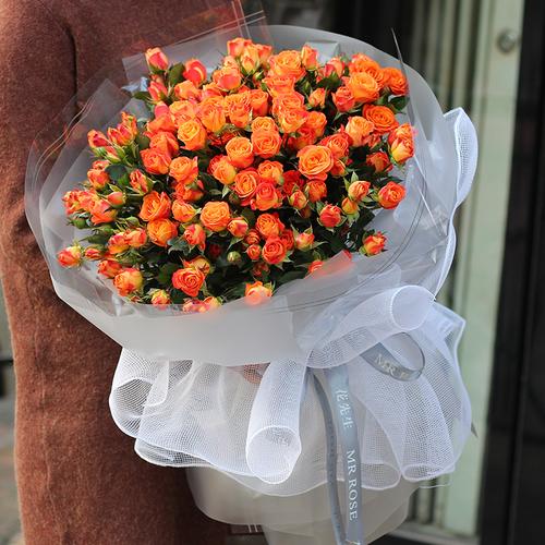 狂欢泡泡多头玫瑰花临沂鲜花速递同城花店送花生日圣诞节礼物朋友