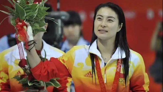 获奥运金牌最多的女英雄郭晶晶张怡宁并列第三第一名是90后
