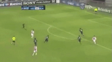 【gif】内斯塔诠释防守艺术 飙血美如画 梅西被逼疯