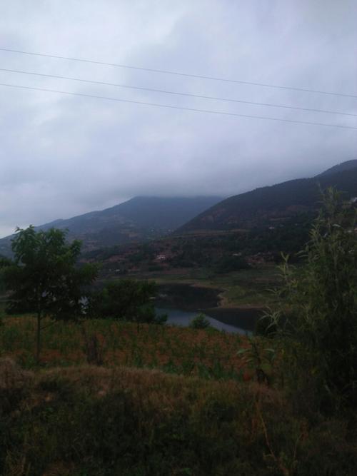 云南省大理白族自治州永平县永厂公路靠近海子汪