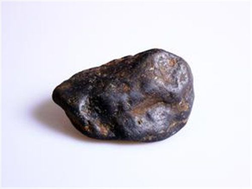 铁陨石的辨别方法有哪些