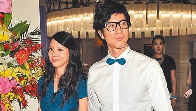 李靓蕾昔挺孕肚惊喜现身庆生会王力宏2反应藏不住她强颜欢笑