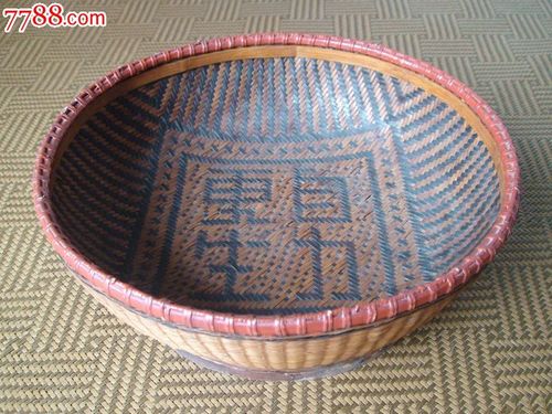 文革期间·竹编【自力更生】针线篮一只.
