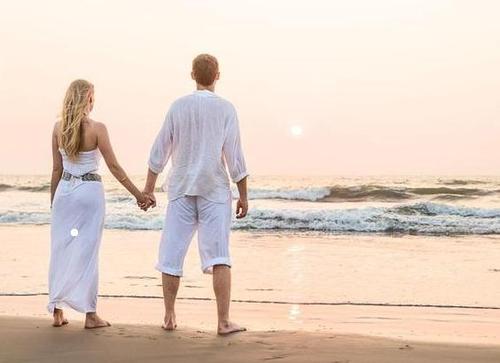 一对相处了十年的夫妻的忠告:最好的感情关系无非是做到这两点!